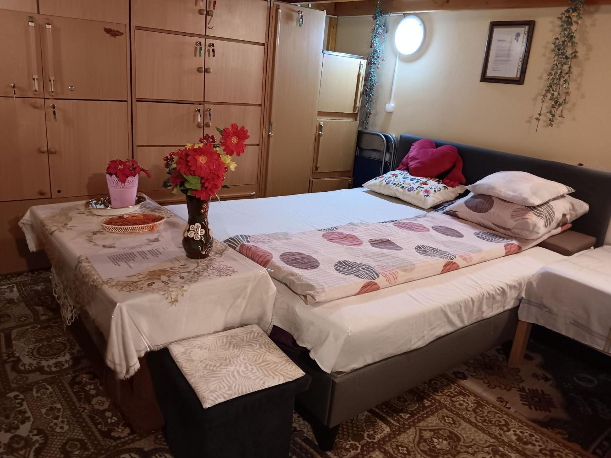 Budapest Central Apartment Luaran gambar